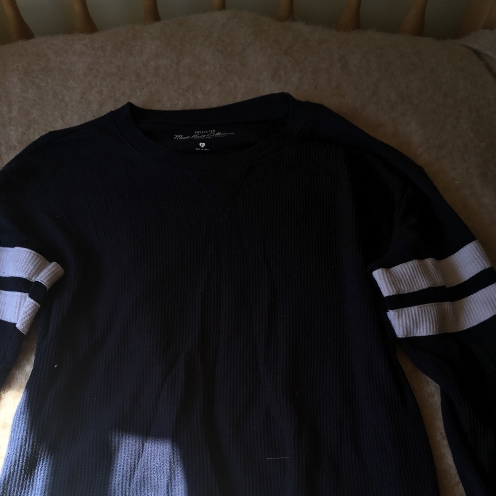 Long sleeve waffle tee.